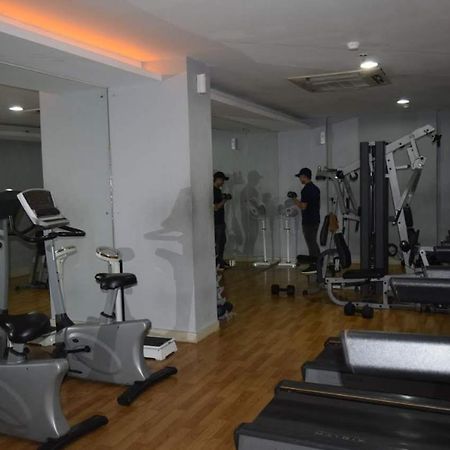 Apartemen Bassura City By Maezura Property ジャカルタ エクステリア 写真